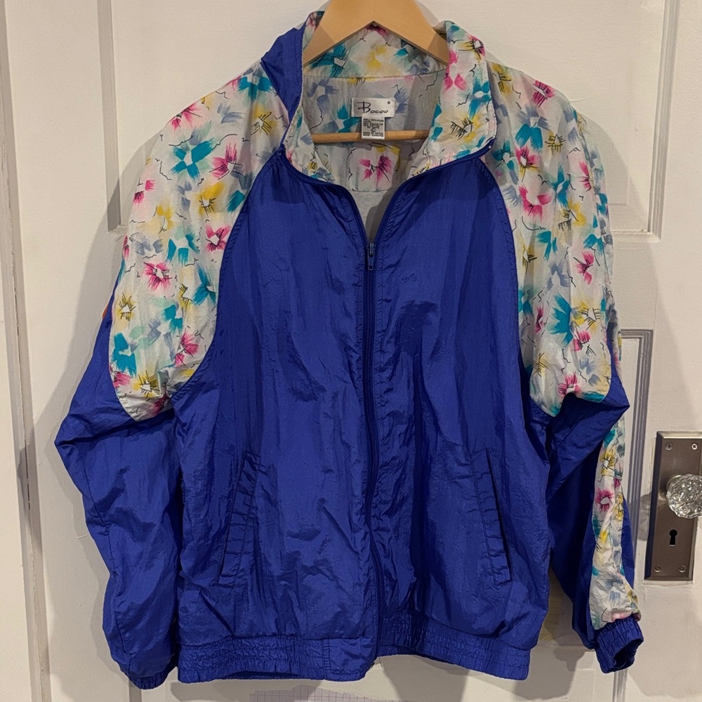 Bocoo Colorful Abstract Vintage Windbreaker Jacket Women’s size L. Beautiful!